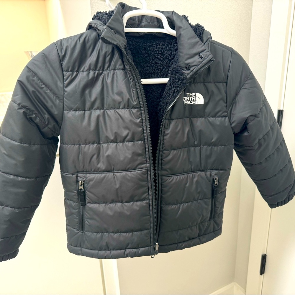The North Face Boys Reversible Mt. Chimbo Full Zip Hooded Jacket, Size 10